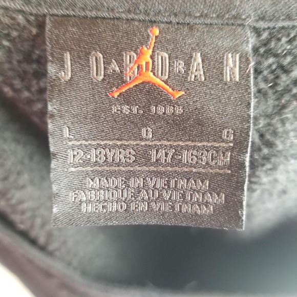 Boys Jordan All Over Print Long Sleeve Crewneck Sweatshirt Black Gold Logo L - Picture 3 of 9